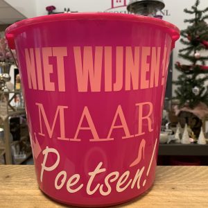 Niet wijnen maar poetsen