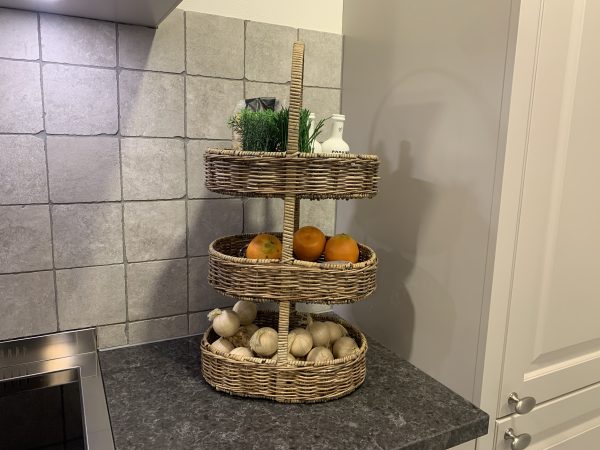 Rieten etagère