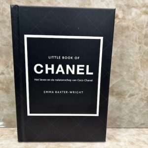 Chanel Decoratie Boek